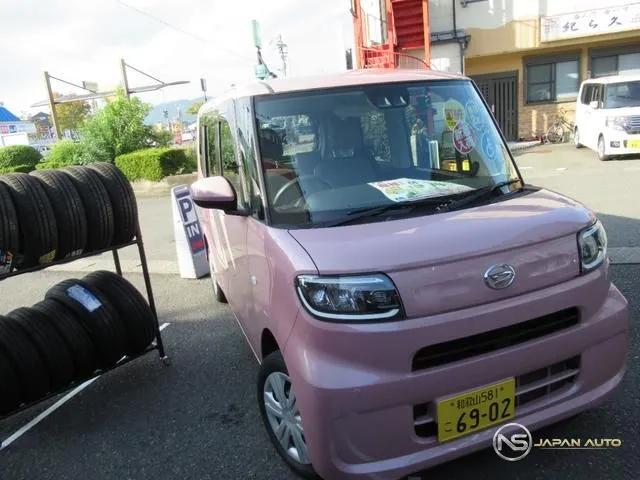 2021 Daihatsu Tanto L