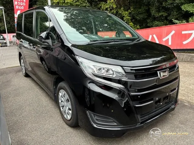 2021 Toyota Noah X