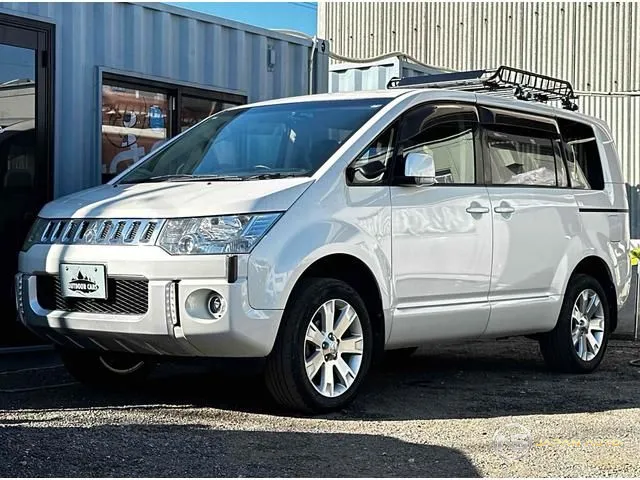 2012 Mitsubishi Delica D:5 G Power Package