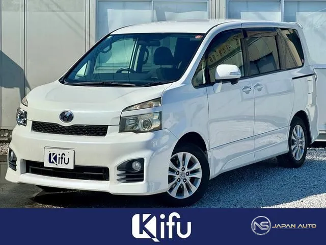 2010 Toyota Voxy ZS