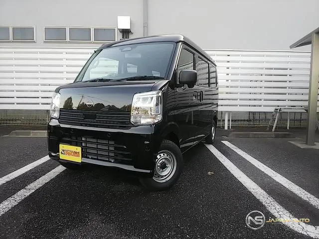 2026 Nissan Clipper Van DX