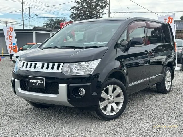 2011 Mitsubishi Delica D:5 G Power Package
