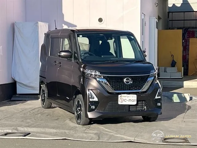 2021 Nissan Roox Highway Star X