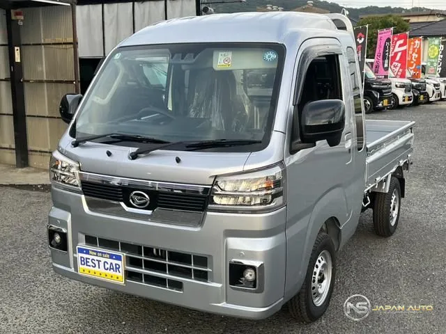 2026 Daihatsu Hijet Truck, photo 1 of 16