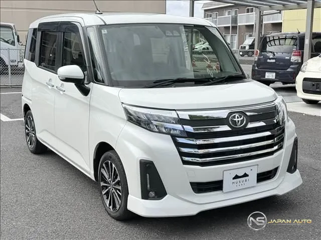 2022 Toyota Roomy Custom G-T
