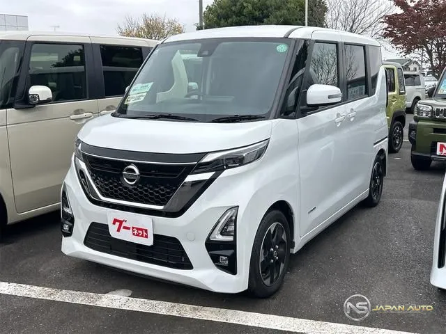 2021 Nissan Roox, photo 1 of 20