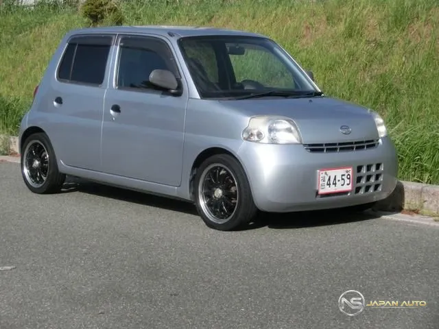 2010 Daihatsu Esse D