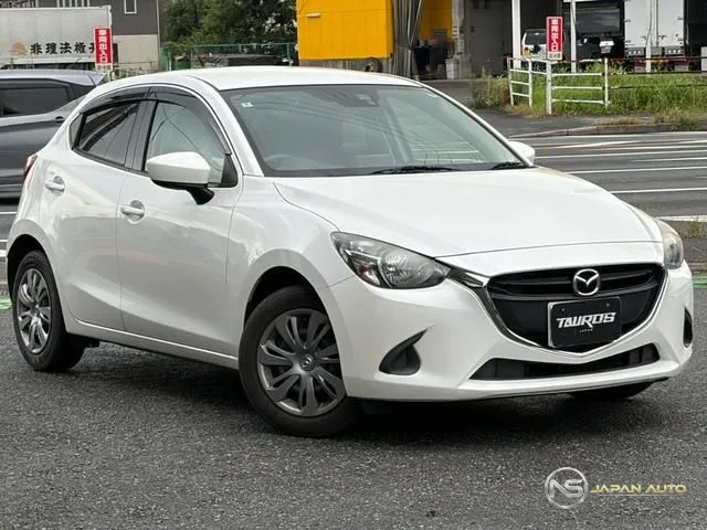 2015 Mazda Demio 13S