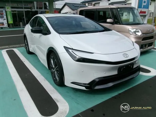 2023 Toyota Prius, photo 1 of 20