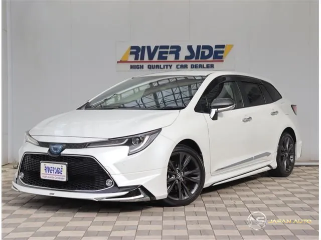 2022 Toyota Corolla Touring Hybrid Wxb