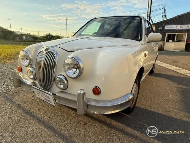 2001 Mitsuoka Viewt