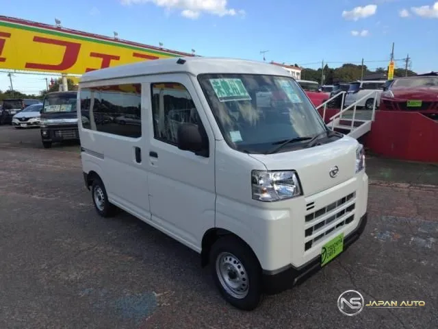 2026 Daihatsu Hijet Cargo DX