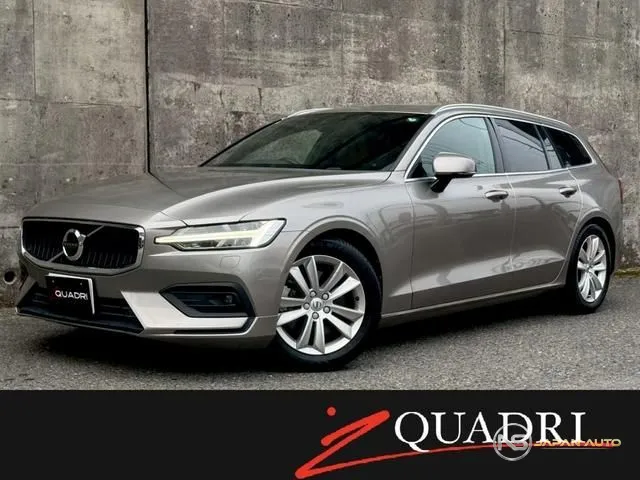 2018 Volvo V60 T5 Momentum