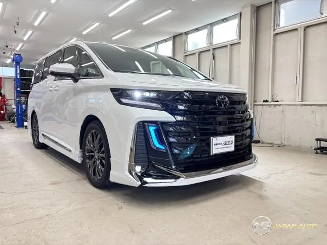 2025 Toyota Vellfire Z Premier