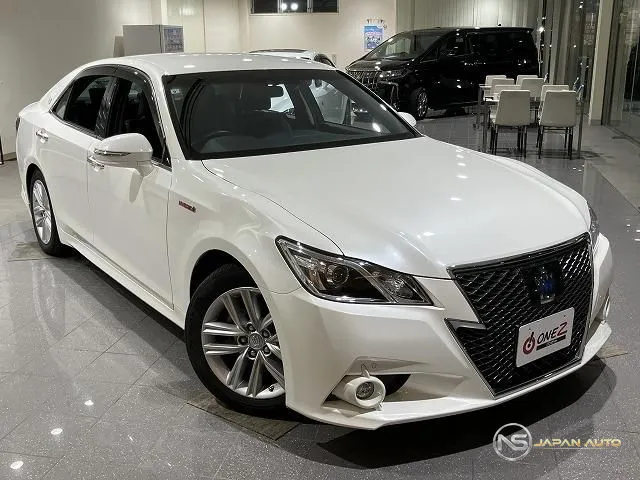 2015 Toyota Crown Hybrid Athlete S