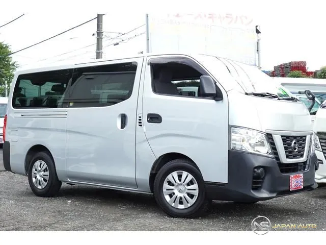2017 Nissan NV350CARAVAN Van Long DX