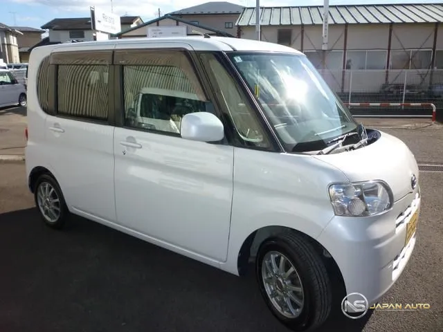 2010 Daihatsu Tanto X 4WD Special