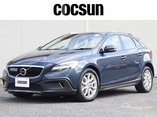 2018 Volvo V40 Cross Country D4 Summum
