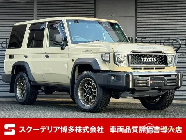 2025 Toyota Land Cruiser 70 AX