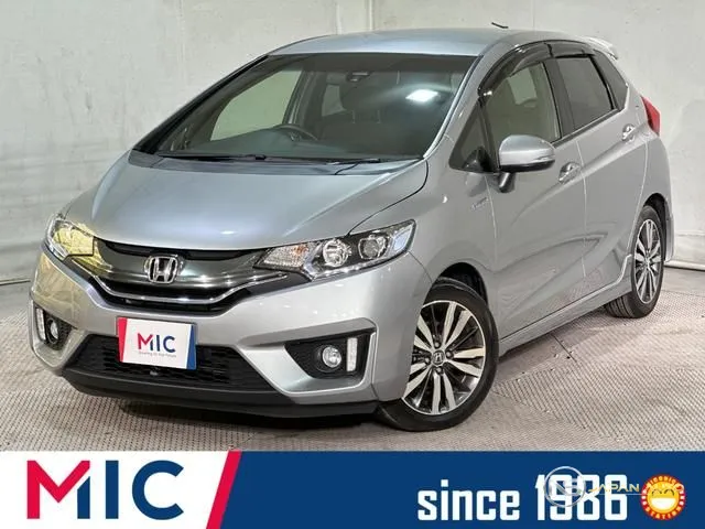 2013 Honda Fit Hybrid S Package