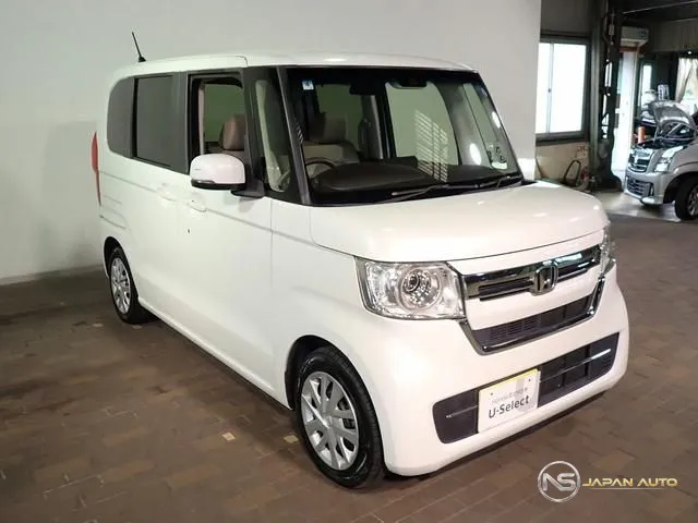 2022 Honda N-Box L