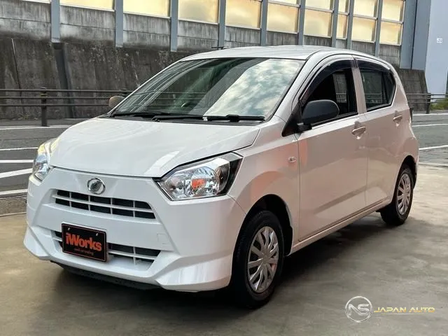 2019 Daihatsu Mira e:S L