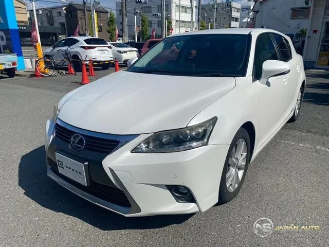 2014 Lexus CT CT200H Version C