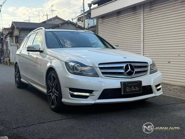 2012 Mercedes-Benz C-Class Stationwagon C200 Blue Efficiency Stationwagon Avantgarde