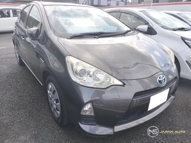 2012 Toyota Aqua S