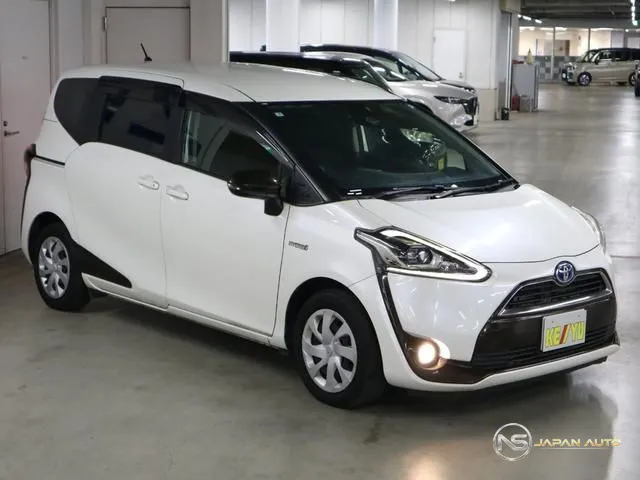 2015 Toyota Sienta Hybrid G