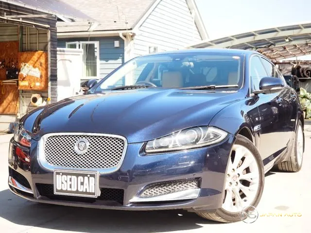 2015 Jaguar XF 2.0 Luxury