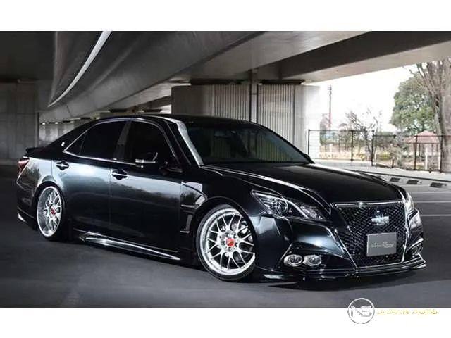 2014 Toyota Crown Hybrid Athlete S Black Style
