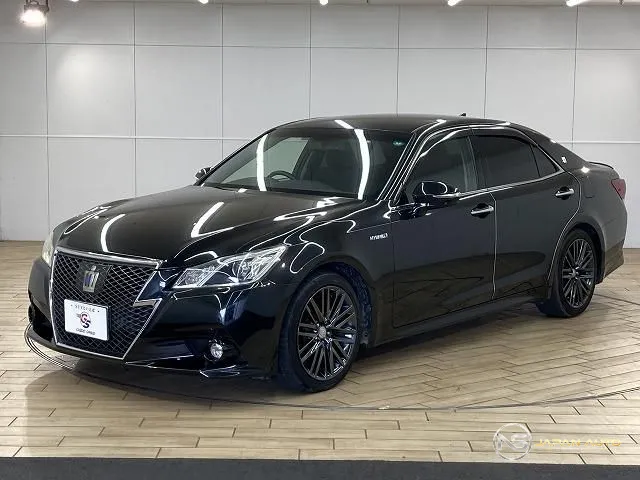 2013 Toyota Crown Hybrid Athlete S