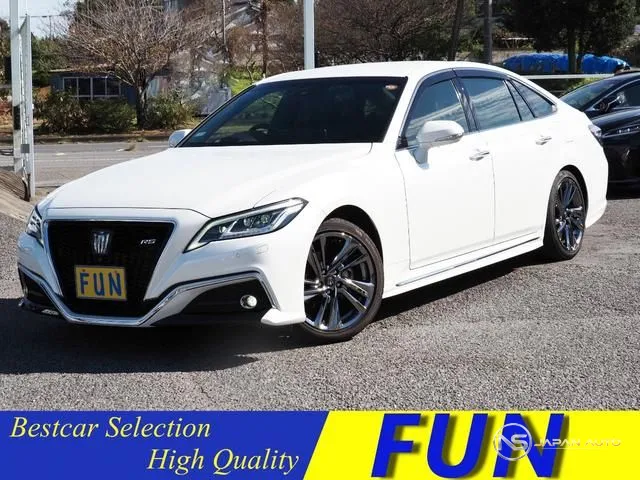 2021 Toyota Crown Hybrid RS Advance