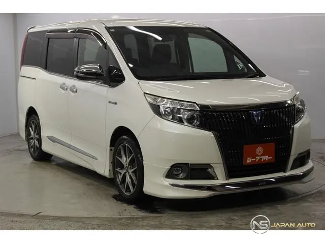 2016 Toyota Esquire Hybrid GI Black Tailored