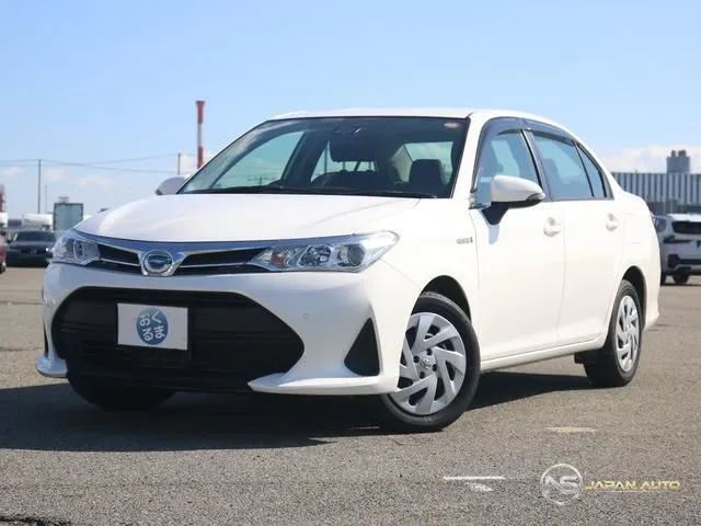 2020 Toyota Corolla Axio Hybrid EX