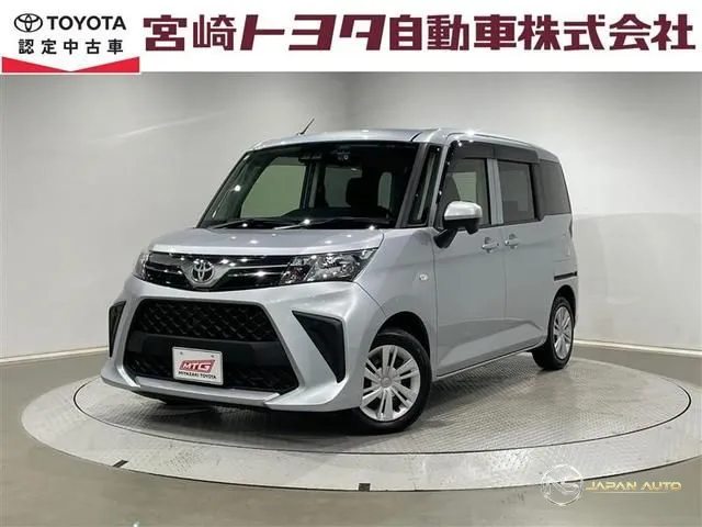 2022 Toyota Roomy X