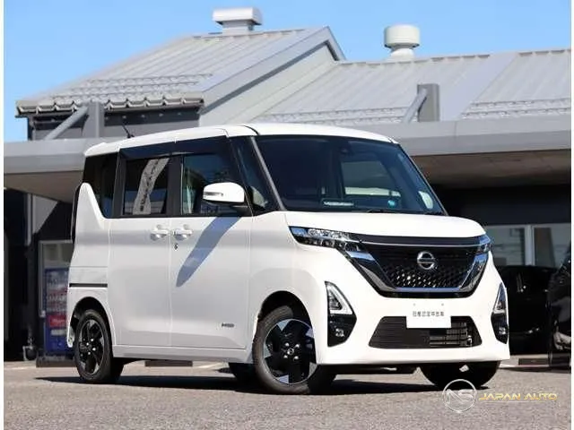 2023 Nissan Roox Highway Star X