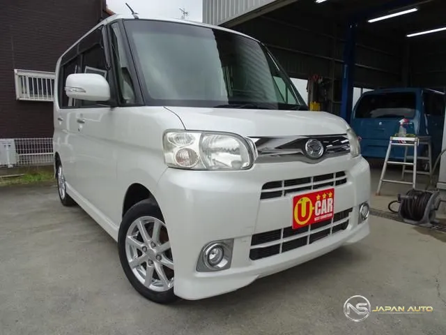 2013 Daihatsu Tanto, photo 1 of 20