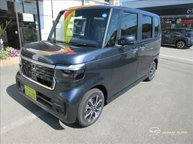 2026 Honda N-Box Custom, photo 1 of 20