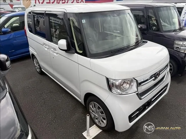 2022 Honda N-Box L