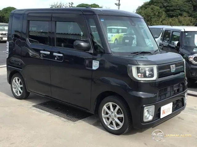 2017 Daihatsu Wake L SA II
