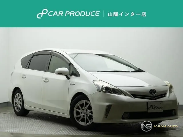2014 Toyota Prius Alpha S Tune Black