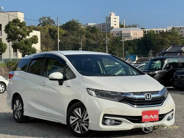 2016 Honda Shuttle Hybrid X Style Edition