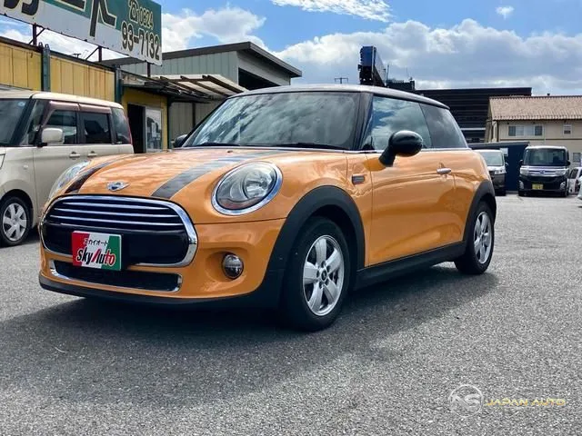 2017 MINI Mini Cooper