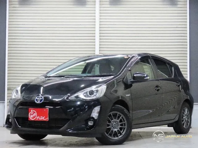 2016 Toyota Aqua S