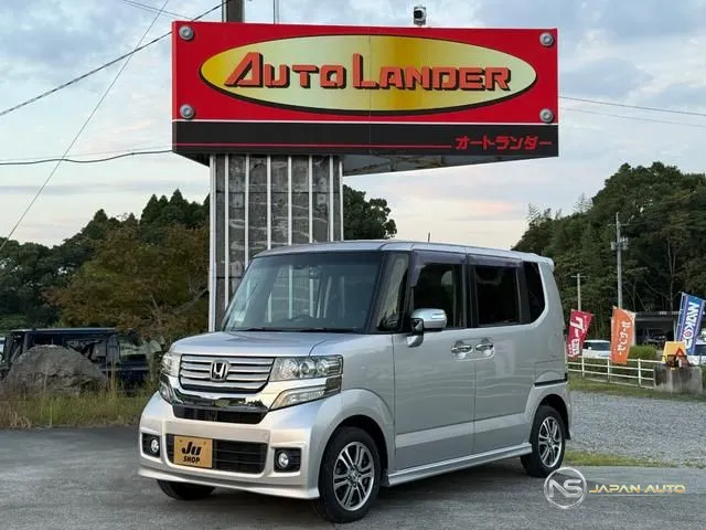 2014 Honda N-Box Custom, photo 1 of 20