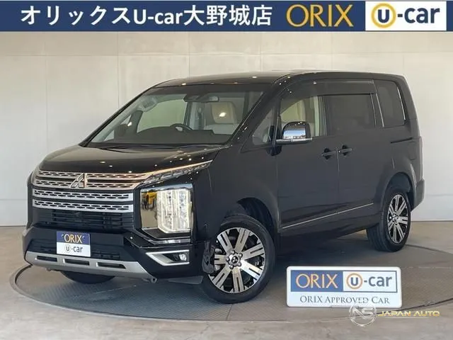 2022 Mitsubishi Delica D:5 G Power Package