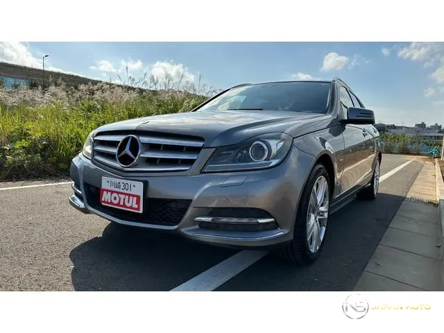 2011 Mercedes-Benz C-Class Stationwagon C200 Blue Efficiency Stationwagon Avantgarde