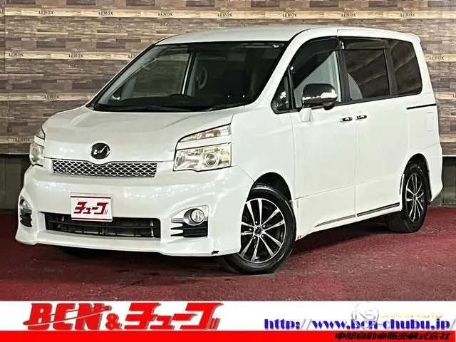 2011 Toyota Voxy ZS Kirameki II